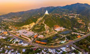 image 48 CHINH PHỤC MỌI CUNG ĐƯỜNG: KHI NĂNG LƯỢNG VÀ PHONG THỦY ĐỒNG HÀNH CÙNG TAY LÁI